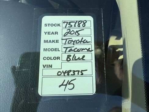 Used 2015 Toyota Tacoma PreRunner image 39