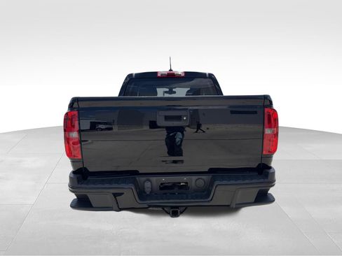 Used 2020 Chevrolet Colorado W/T w/ Custom Special Edition RWD image 6