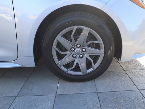 Used 2023 Toyota Corolla LE image 10
