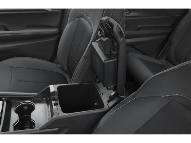 New 2027 Jeep Grand Cherokee L 2WD image 13