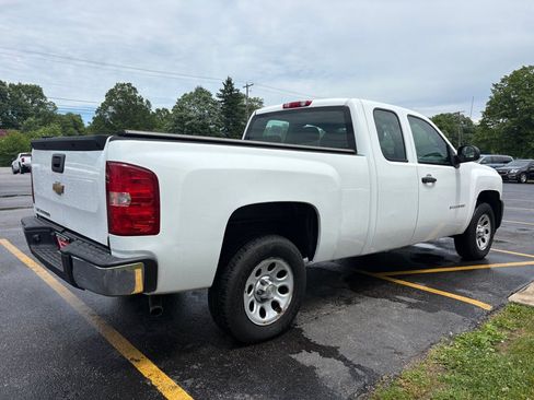 Used 2010 Chevrolet Silverado 1500 W/T RWD image 6