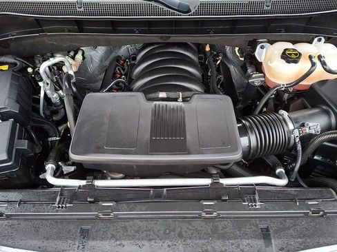 Certified 2024 Chevrolet Suburban High Country image 29