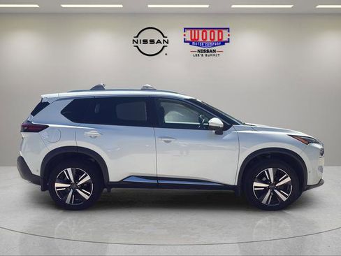Used 2023 Nissan Rogue SL w/ SL Premium Package AWD/4WD image 2