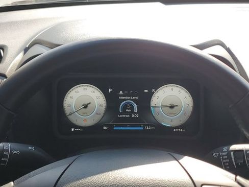 Certified 2023 Hyundai Kona Limited FWD image 17