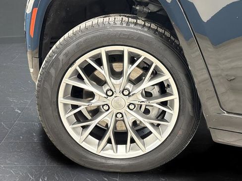 Used 2024 Jeep Grand Cherokee L Summit image 41