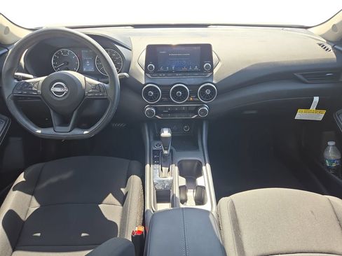 Used 2025 Nissan Sentra S FWD image 9
