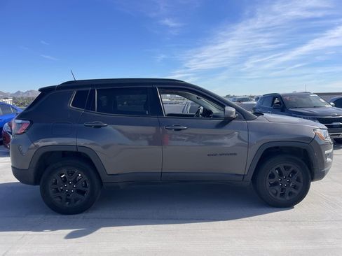 Used 2020 Jeep Compass Trailhawk image 3