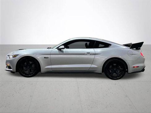 Used 2016 Ford Mustang GT Premium w/ Equipment Group 401A RWD image 15