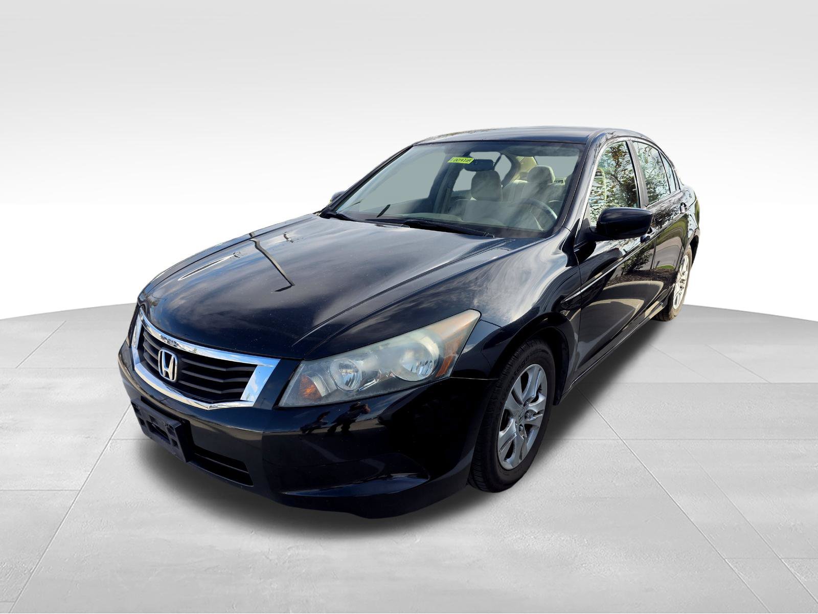 Used 2010 Honda Accord LX-P image 1