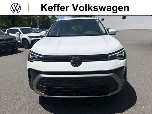New 2026 Volkswagen Taos SE AWD/4WD image 8