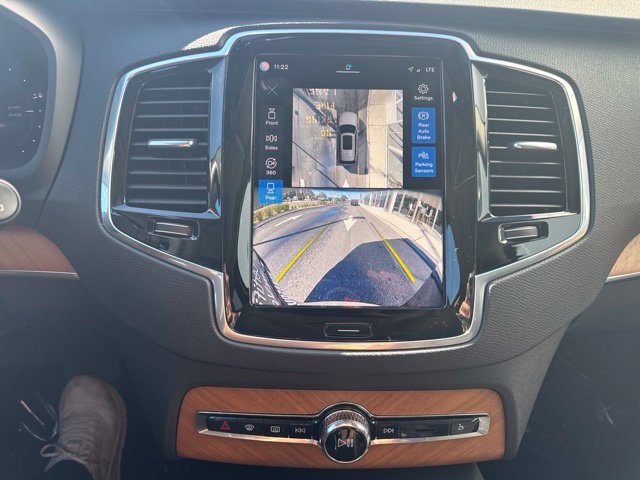 Certified 2024 Volvo XC90 T8 Plus w/ Protection Package Premier AWD/4WD image 26