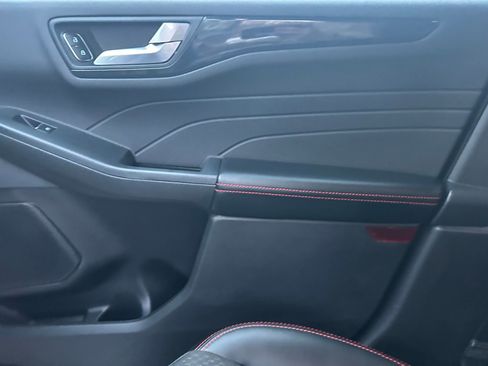 Used 2023 Ford Escape ST-Line Select w/ Tech Pack #2 image 13