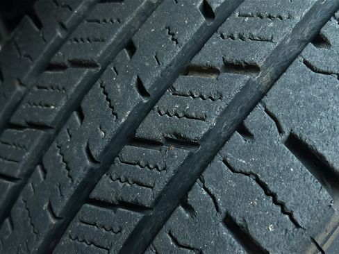 Used 2014 Ford E-250 and Econoline 250 Van 3D w/ Power Group image 42