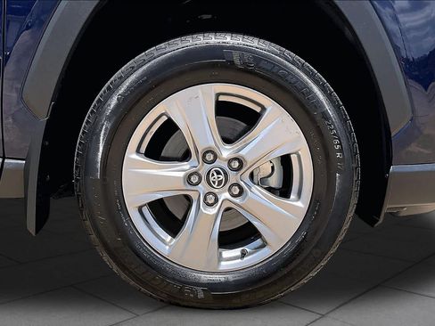 Used 2024 Toyota RAV4 XLE FWD image 11