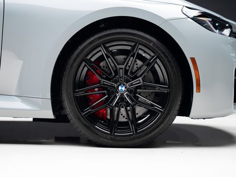 Used 2026 BMW M2 w/ Lighting Package RWD image 40