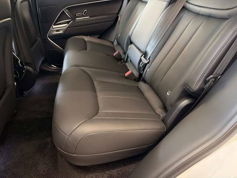 New 2026 Land Rover Range Rover SE AWD/4WD image 13