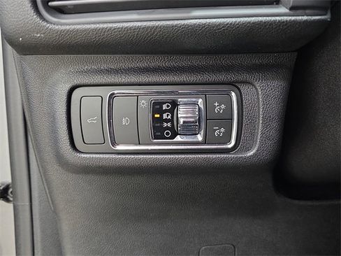 Certified 2021 Lincoln Corsair Reserve w/ Elements Package image 23