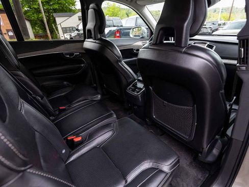 Used 2021 Volvo XC90 T6 Inscription AWD/4WD image 30