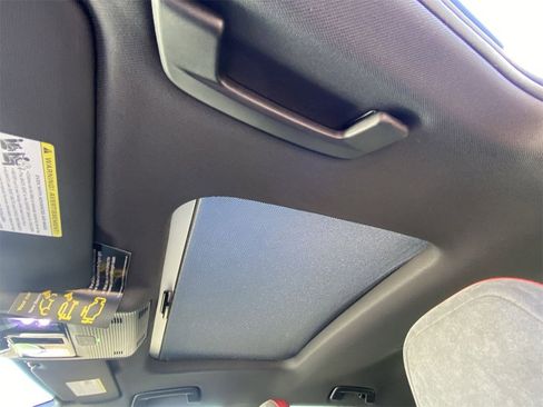 New 2025 Volkswagen GTI SE image 18