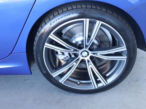 Used 2019 BMW 330i xDrive Sedan w/ M Sport Package AWD/4WD image 41