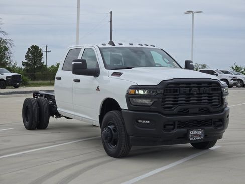 New 2026 RAM 3500 Tradesman AWD/4WD image 2