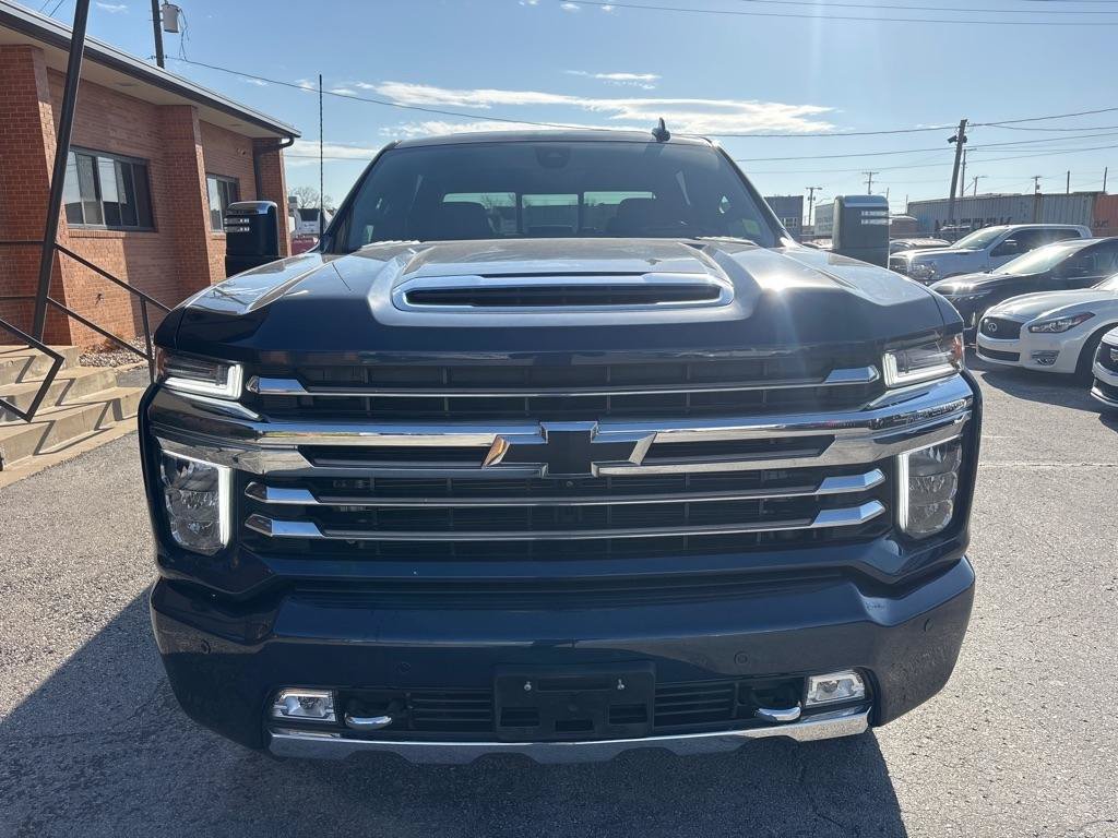 Used 2022 Chevrolet Silverado 3500 High Country AWD/4WD image 3