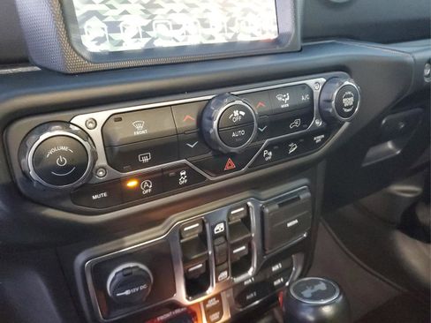 Certified 2021 Jeep Wrangler Unlimited Rubicon image 21