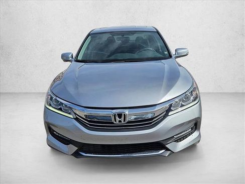 Used 2016 Honda Accord EX image 2