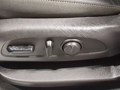 Used 2019 GMC Acadia SLT w/ LPO, Cargo Package AWD/4WD image 21