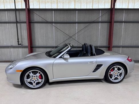Used 2006 Porsche Boxster S RWD image 2