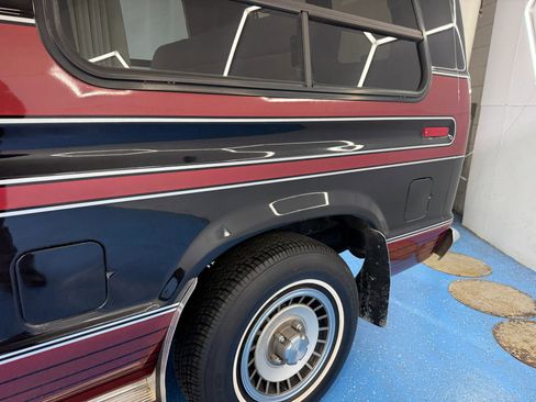 Used 1988 Ford E-150 and Econoline 150 RWD image 56
