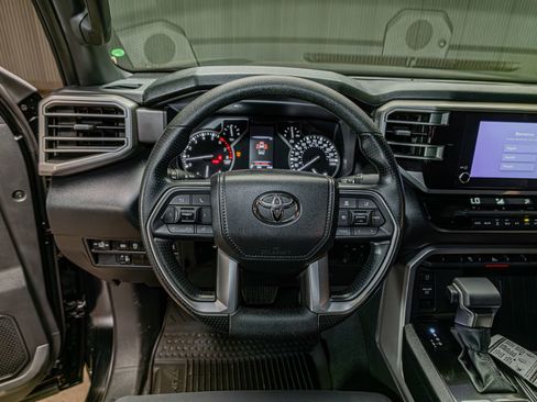Used 2026 Toyota Tundra SR5 w/ SR5 Convenience Package AWD/4WD image 15