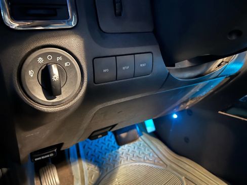 Used 2010 Ford Escape Limited image 20