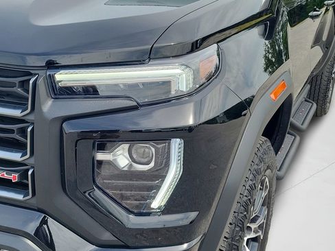 Used 2023 GMC Canyon AT4 w/ AT4 Premium Package AWD/4WD image 26
