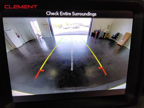 Used 2019 Jeep Wrangler Unlimited Sahara image 23