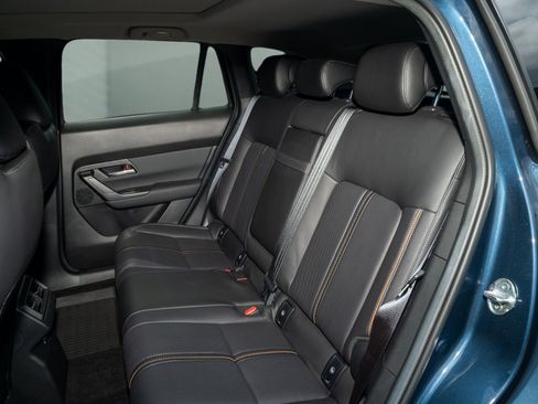 Used 2025 MAZDA CX-50 2.5 Hybrid w/ Premium Plus Pkg image 7