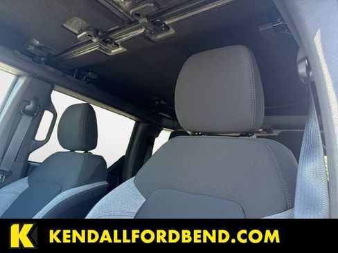 Used 2025 Ford Bronco Big Bend AWD/4WD image 12