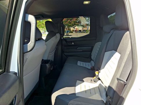 Used 2025 Toyota Tacoma TRD Off-Road AWD/4WD image 10