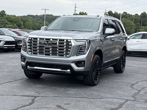New 2026 GMC Yukon Denali w/ Denali Reserve Package AWD/4WD image 15