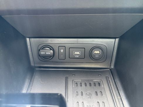 Used 2022 Hyundai Sonata Limited FWD image 19