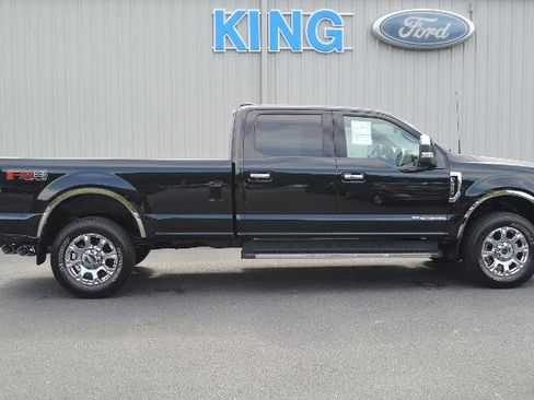 Certified 2022 Ford F350 Lariat w/ Lariat Ultimate Package AWD/4WD image 1