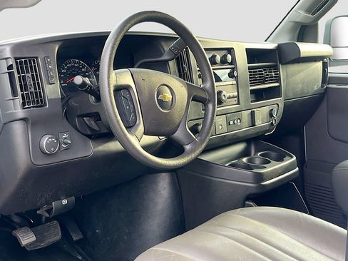 Used 2025 Chevrolet Express 2500 w/ Driver Convenience Package RWD image 9
