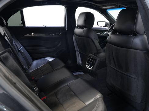 Used 2016 Cadillac CTS V w/ Luxury Package RWD image 40