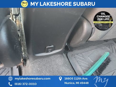 Used 2017 Chevrolet Cruze LT w/ Convenience Package FWD image 20