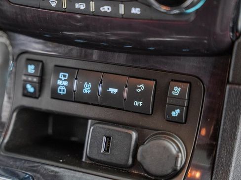 Used 2016 Buick Enclave Premium w/ Experience Buick Package image 22