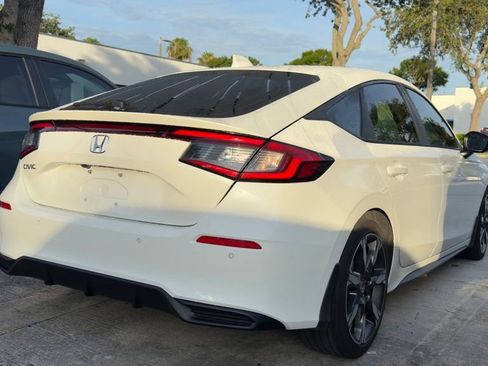 Used 2025 Honda Civic Sport Touring image 7