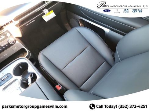 New 2026 Hyundai Ioniq 9 Limited image 11