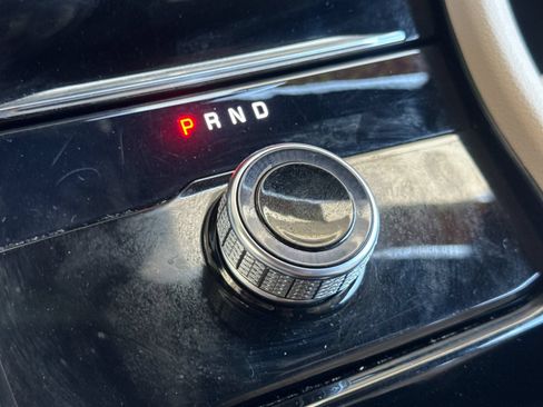 Used 2023 Jeep Grand Cherokee Limited RWD image 25