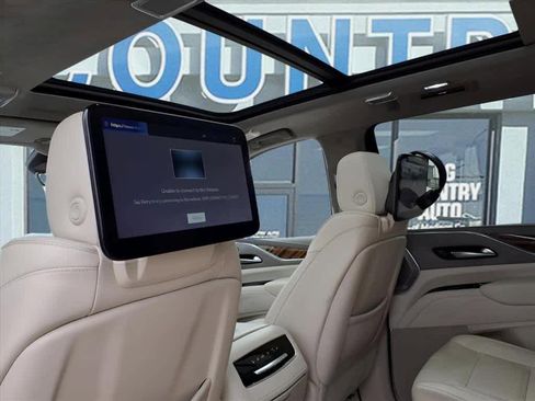 Used 2023 Cadillac Escalade Sport Platinum w/ LPO, ONYX Package AWD/4WD image 10
