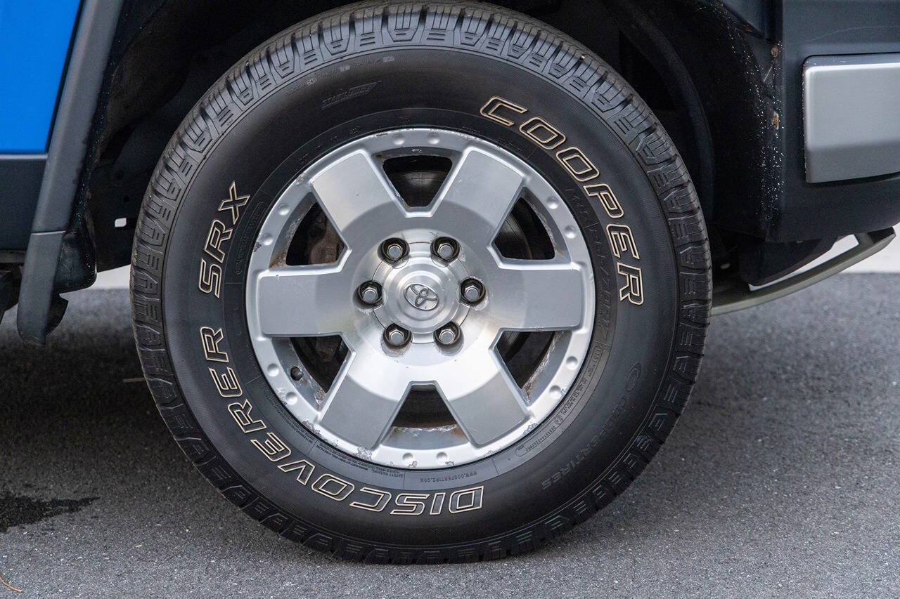Used 2007 Toyota FJ Cruiser 4WD w/ Upgrade Pkg 1 image 22